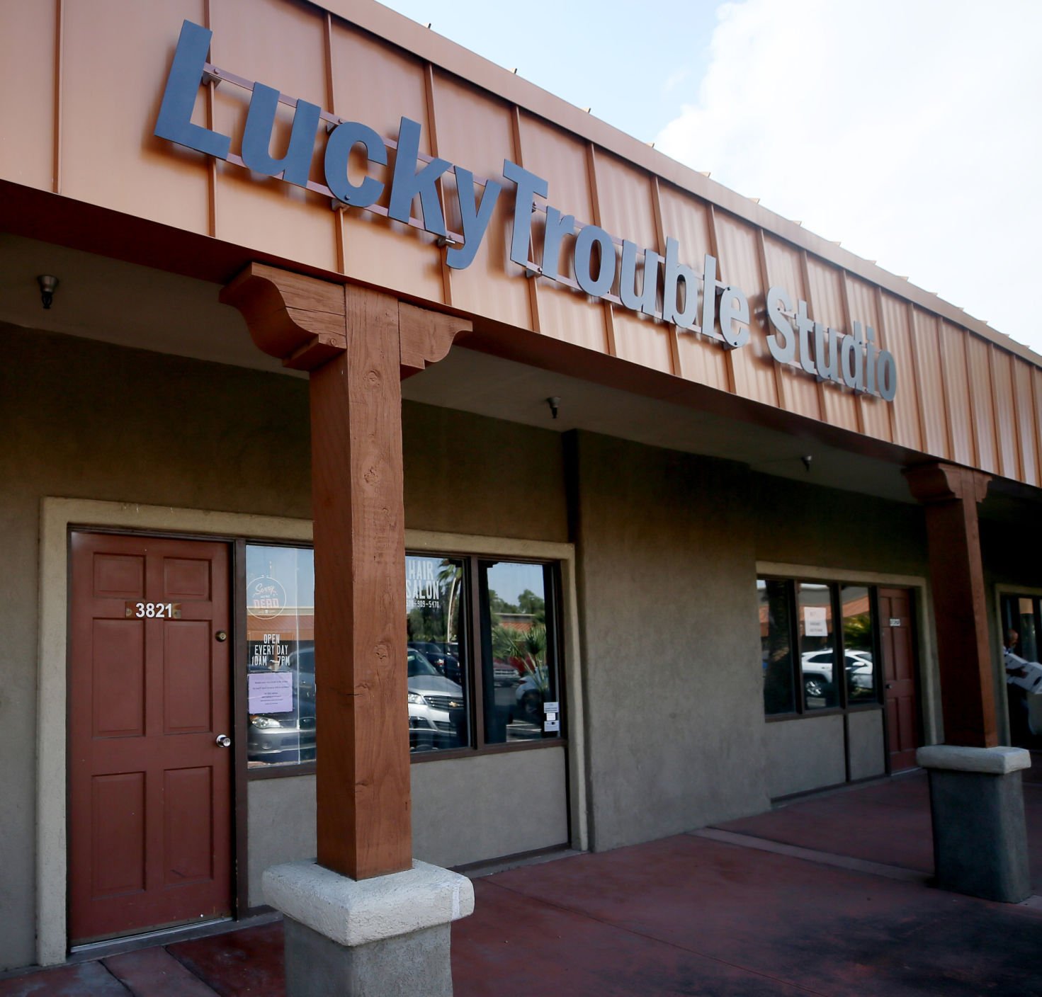 LuckyTrouble Studio